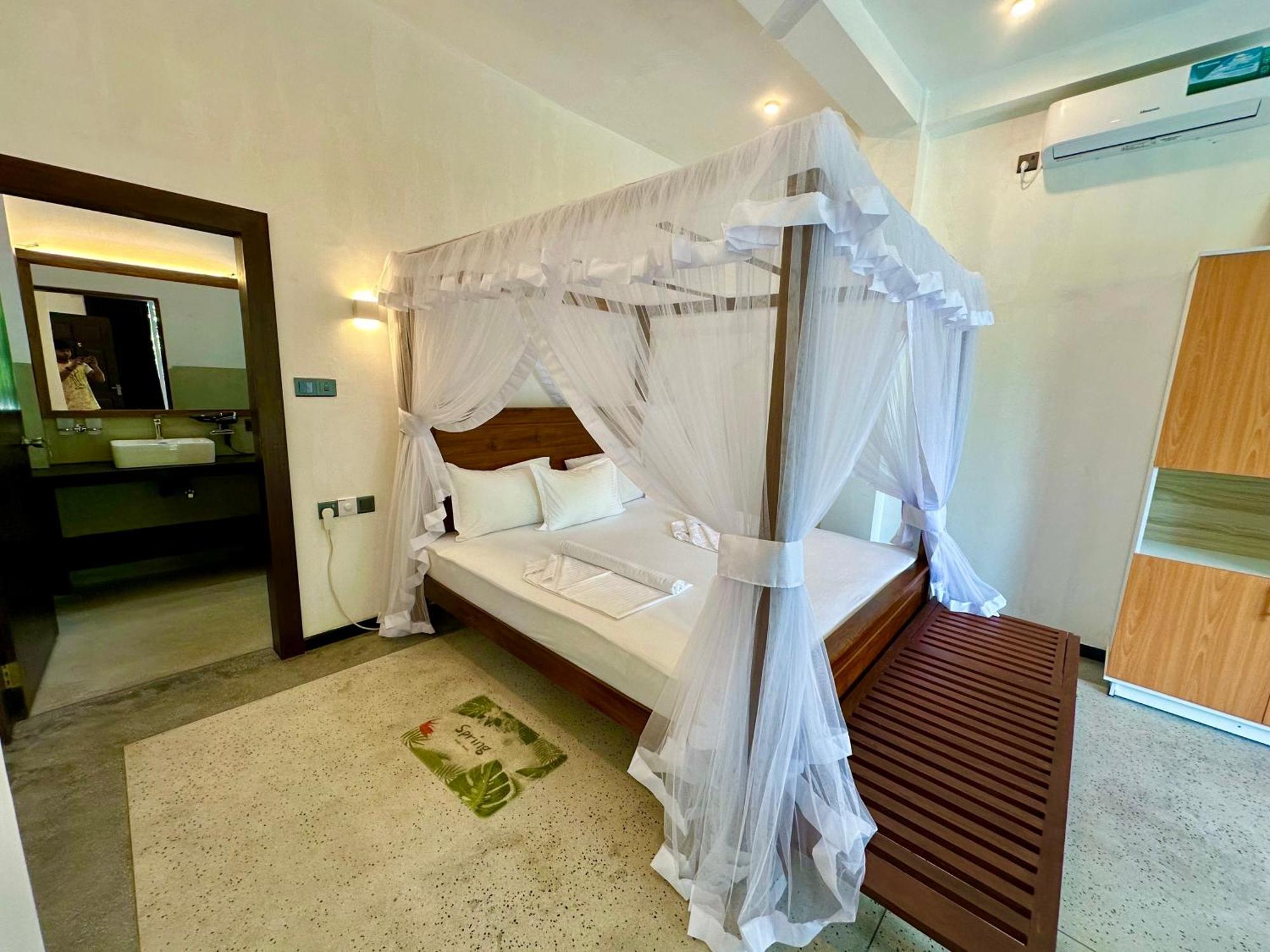 Love Island Galle Exterior photo